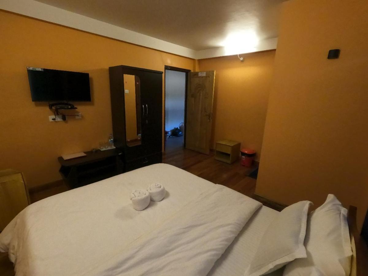 Aurora Guest House Shillong Exterior photo
