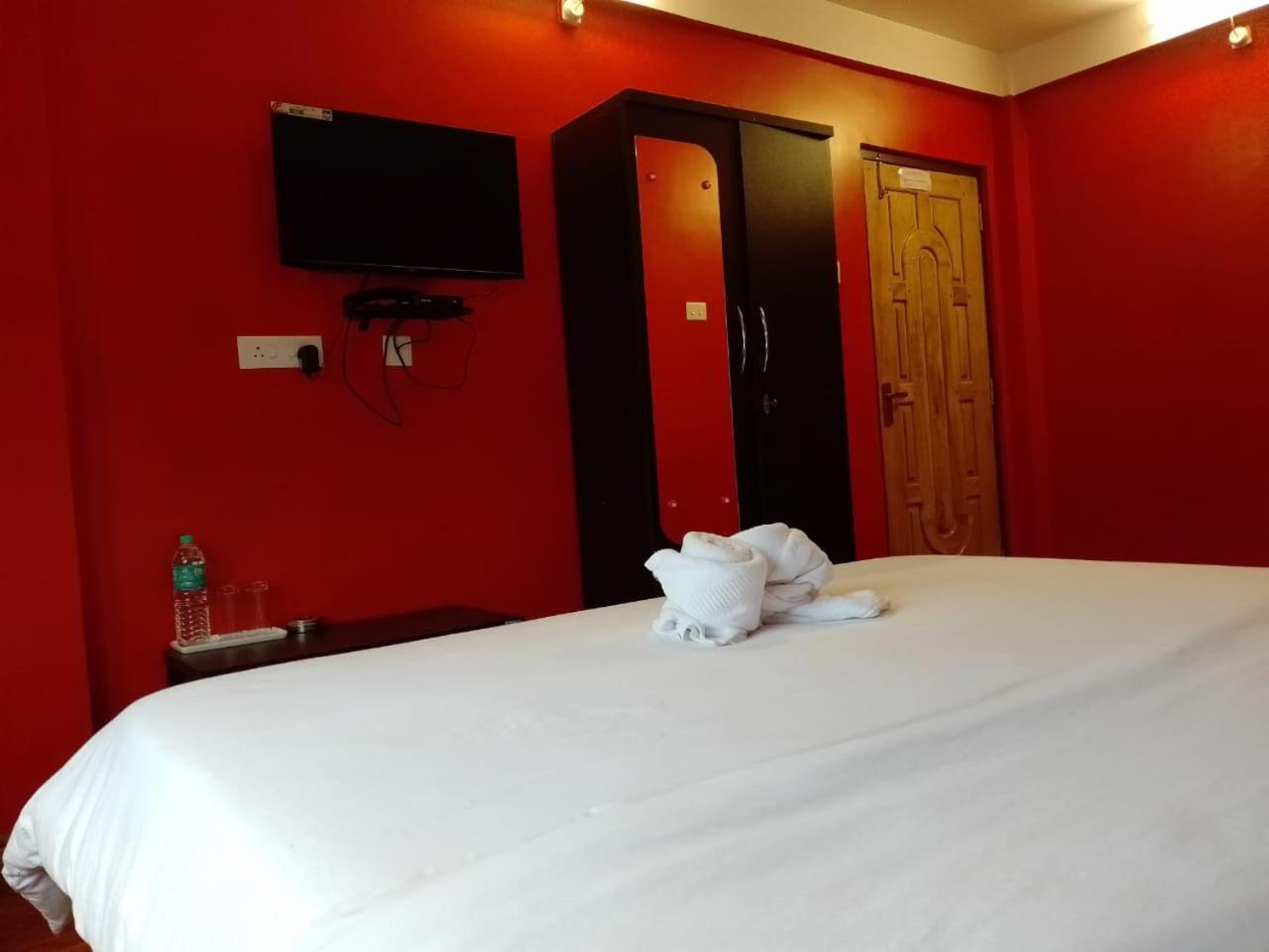 Aurora Guest House Shillong Exterior photo